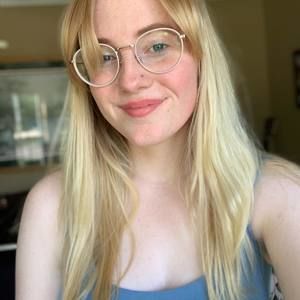 Meet your Posher, Afton